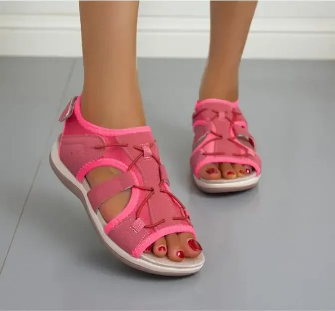 Ariana - Stilvolle, verstellbare Sommerschuhe mit Stützsohle