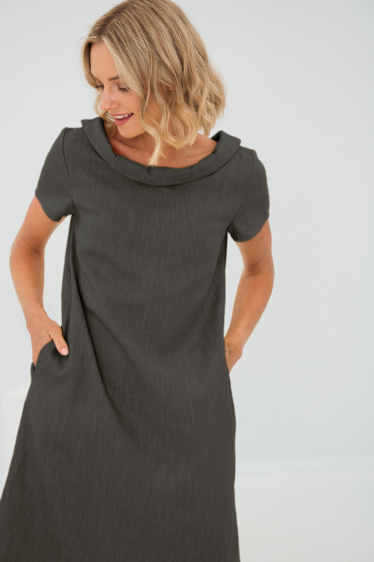 ANIKA - Schlichtes Leinenkleid