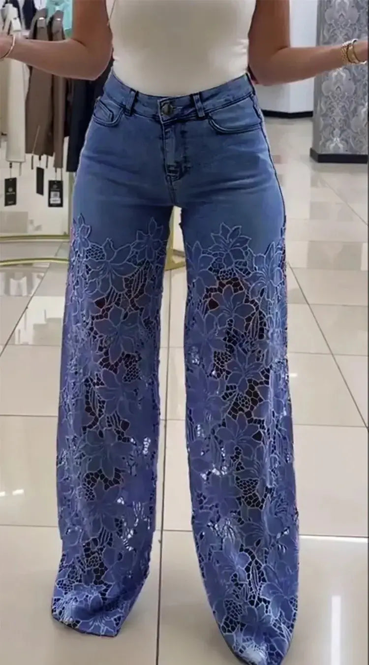 Leni - Moderne Jeans mit Spitzenaufnähern